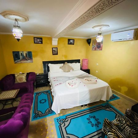 Riad Layla Rouge Marrakesh Bagian luar foto